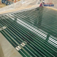 Πολυστρωματικό γυαλί για Windows