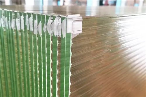 Γυαλί με σχέδια